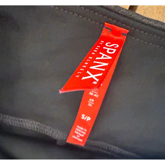 SPANX Womens Small Black Faux Leather Look High Waisted Leggings Tights - Picture 3 of 7